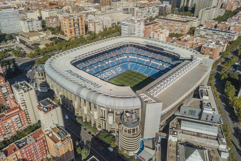 Santiago Bernabéu, et af de største stadioner i Spanien