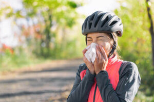 At håndtere allergi og udendørs sport