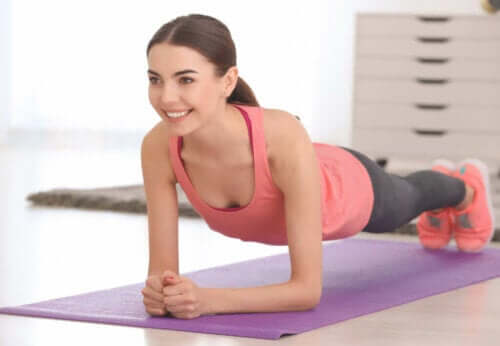 4 øvelser til at styrke svage mavemuskler