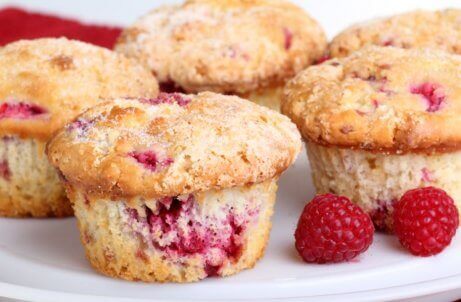 Muffins mit roten Beeren