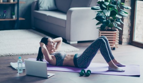 Bauchmuskeln zu Hause trainieren : Sit-ups