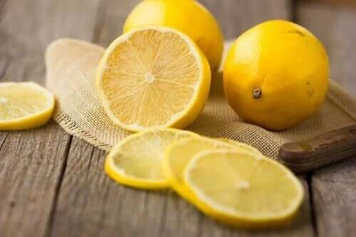 Zitronen: 5 großartige gesundheitliche Vorteile