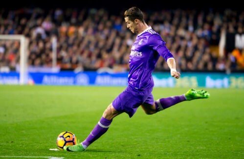 Cristiano Ronaldo : chronique d'un buteur