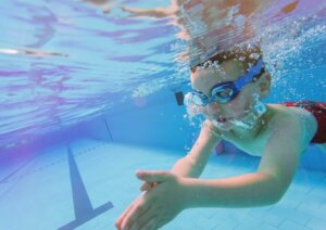 Bienfaits des exercices aquatiques pour les enfants
