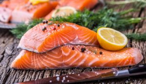 il salmone è tra gli alimenti che contengono magnesio