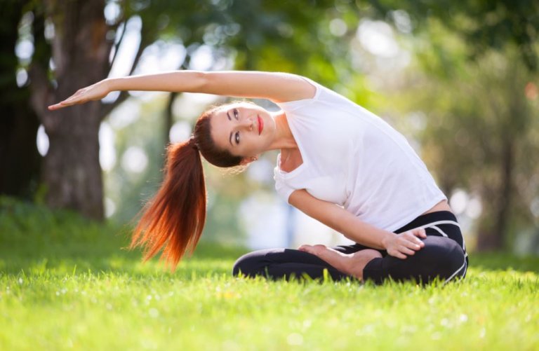 Ossa forti e sane con 4 posizioni di yoga