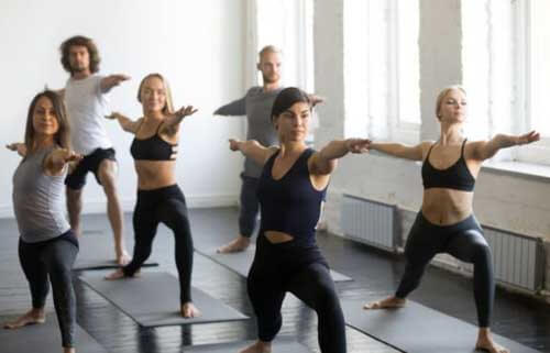 Inserire lo yoga negli allenamenti migliora la mente