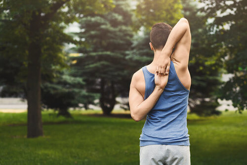 I migliori esercizi di stretching per la schiena