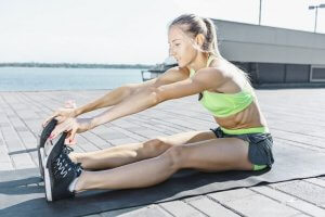 Stretching, utile per alleviare i dolori dopo aver fatto esercizio