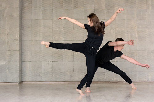 La danza contemporanea per fondere il corpo e l'anima