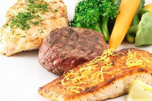 Cibo e proteine: carne, pesce e verdure