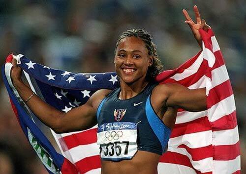 Marion Jones casi doping: atleta con la bandiera americana