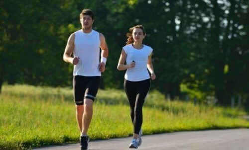 달리기할 때 팔은 어떻게 움직여야 할까?