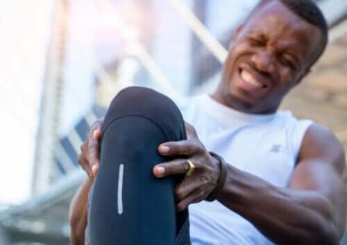 거위발염 또는 무릎 내측 통증의 증상은 무엇일까?