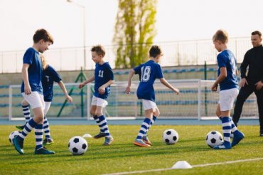 Trening av unge elitespillere innen fotball