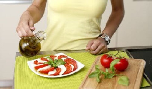 Nydelige oppskrifter på caprese-salat