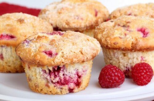 Muffins med røde bær