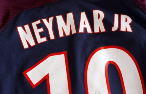 En trøye som sier Neymar jr.