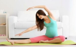 Er det OK å trene mens man er gravid?