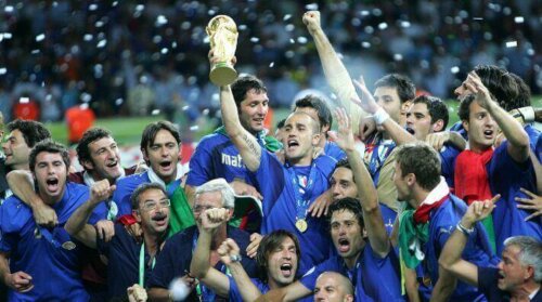 Det italienske fotballaget feiret i 2006.