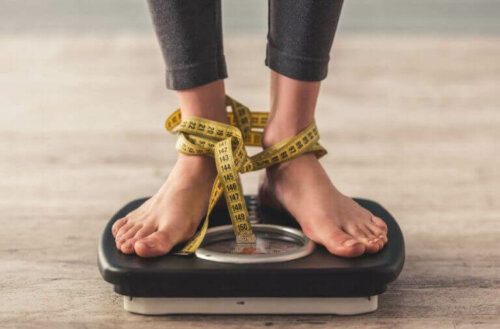 Hvorfor er det vanskeligere å gå ned i vekt etter et tilbakefall?