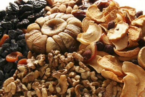 Gezondheidsvoordelen van noten eten