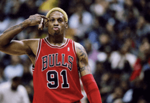 Denis Rodman w Bulls Michaela Jordana
