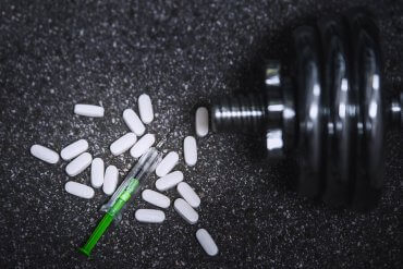 doping wydolnościowy - hantle i tabletki