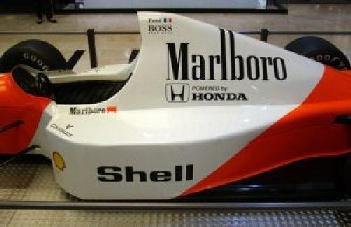 McLaren z lat 80