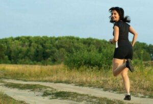 Bieganie trailowe: jak zacząć biegać w terenie?