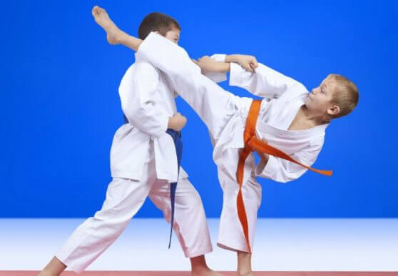 Benefícios das artes marciais para crianças