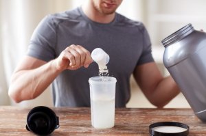 A proteína do soro do leite para atletas