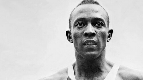 Jesse Owens foi um dos corredores mais destacados dos anos trinta