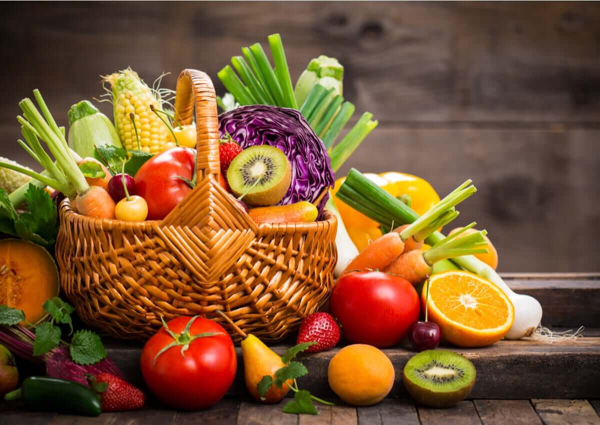 A fruta é um alimento essencial para garantir uma boa saúde e recuperação muscular. Neste artigo, saiba a quantidade que você deve consumir