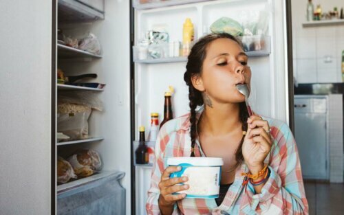 Yiyecekler Buzdolabında Ne Kadar Süre Durur? Fit People