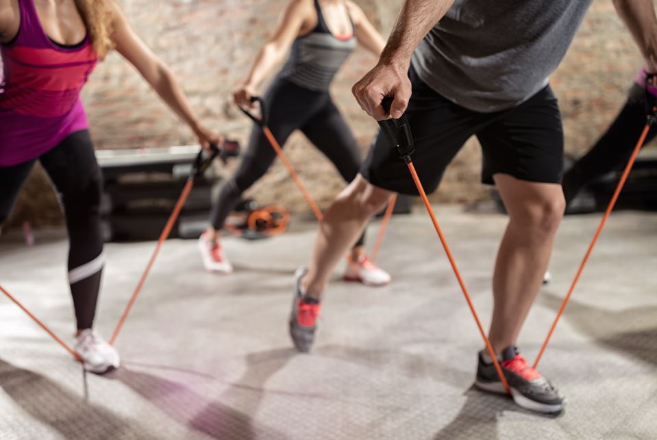 elastic band shoulder press