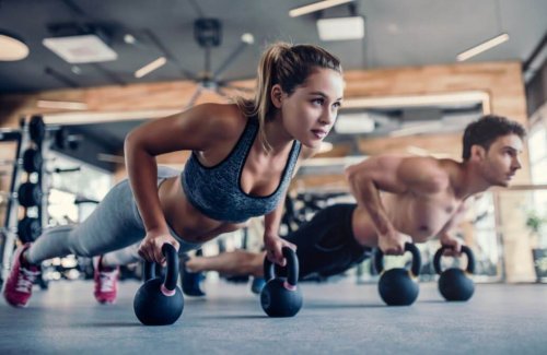 bicep dumbbell stretching