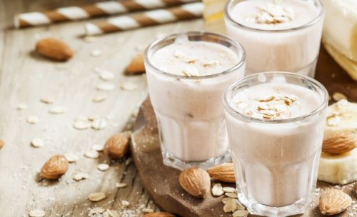 almonds, yogurt, and oatmeal benefits of oatmeal