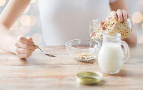 Everything you Need to Know About Oat Milk