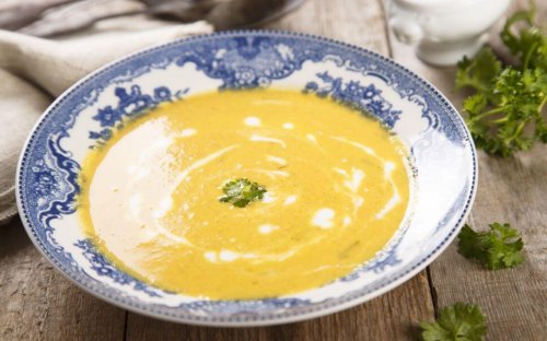 Fruit and vegetable recipes with coconut