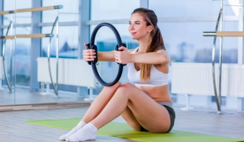 How to Use a Pilates Magic Circle