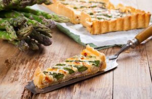 Quiche using asparagus