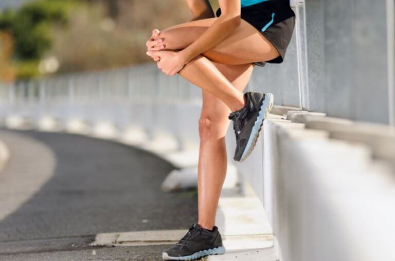 Four Exercises to Reduce Knee Pain Fit People