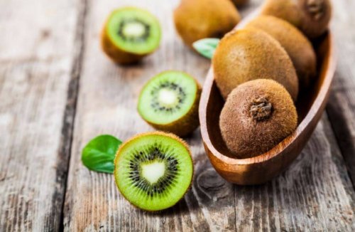 Kiwis constipation