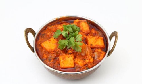 Bowl of tofu with tomato sauce
