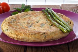 Wild asparagus tortilla