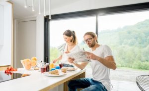 Should We Eat Around The Circadian Rhythms?