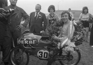 Angel Nieto with his motocycle.
