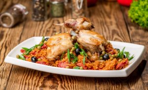 Example of steaming: Rabbit with vegetables.