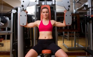 Free Weights vs. Machines: Which is Better?